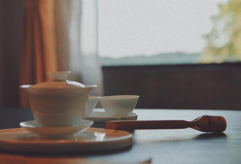 סוויטת ג'וניור נוף הרים, The Habitat Villa