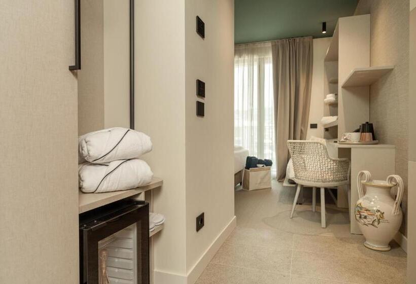 스탠다드 발코니 룸, Wanderlust Hotel   Suite & Spa   Bardolino, Lago Di Garda   Verona