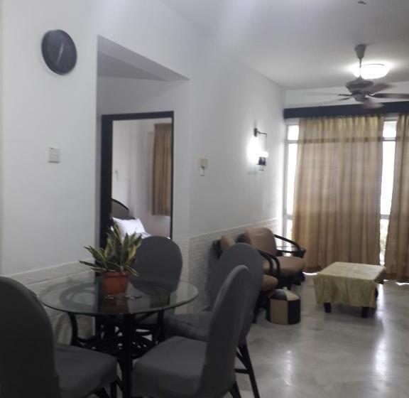 带1个卧室的带海景的公寓, Cozy Glory Beach Resort Block A