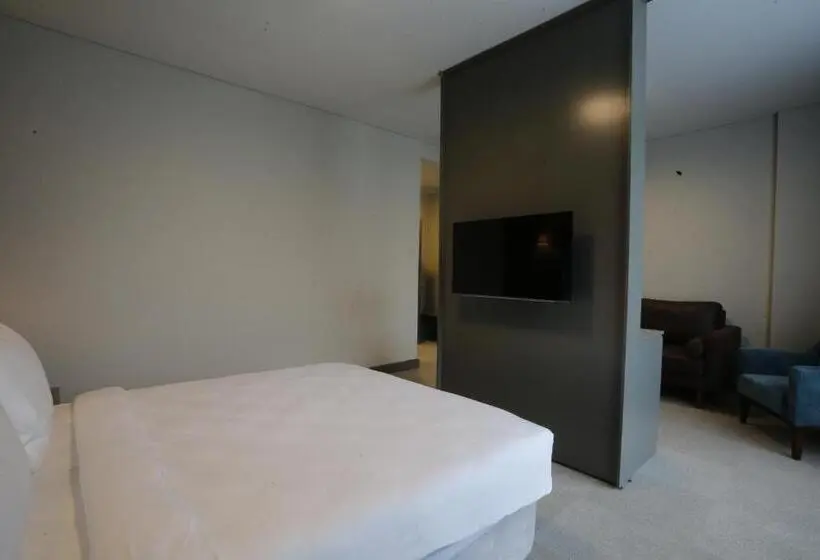 اتاق لوکس با بالکن, Dellago Luxury Hotel Sapanca