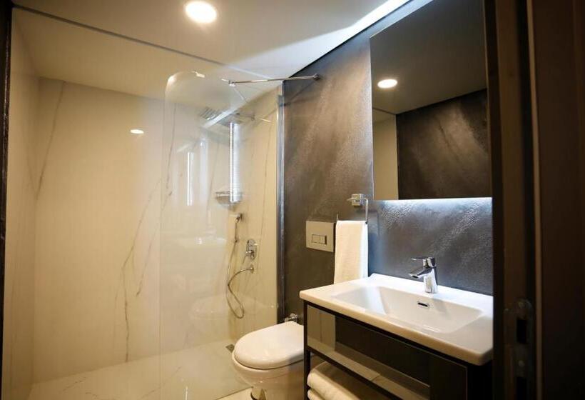 اتاق لوکس با بالکن, Dellago Luxury Hotel Sapanca