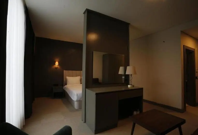 اتاق لوکس با بالکن, Dellago Luxury Hotel Sapanca
