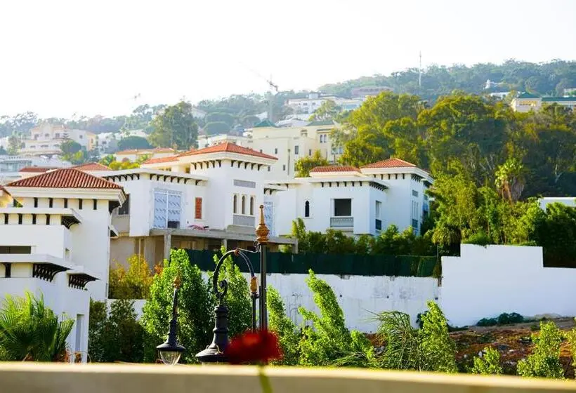 سوییت جونیور, Andalucia Tangier
