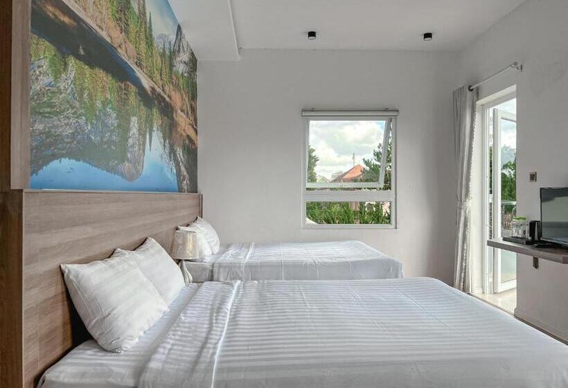 اتاق خانوادگی, Nature Land