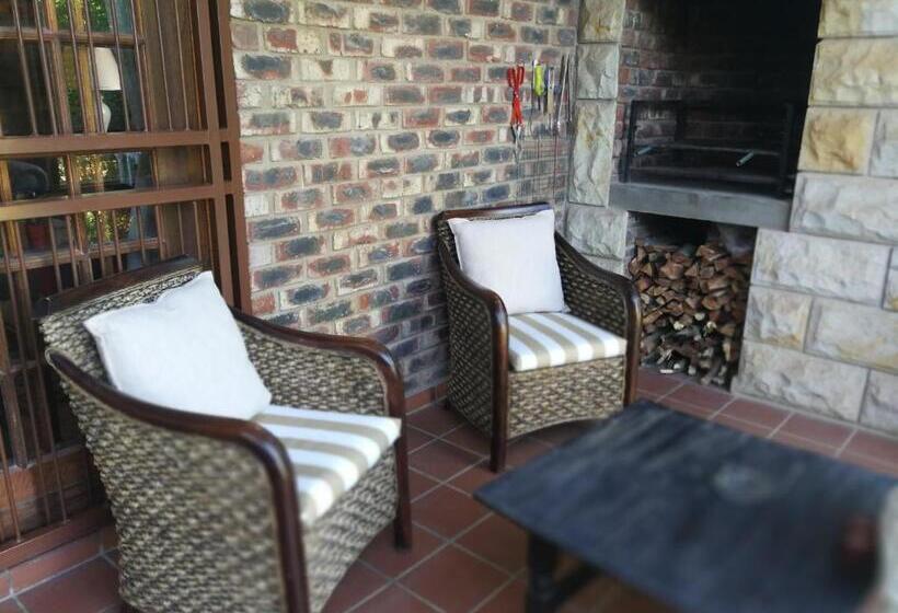 マウンテンビュースタンダードルーム, Clarens Cottages