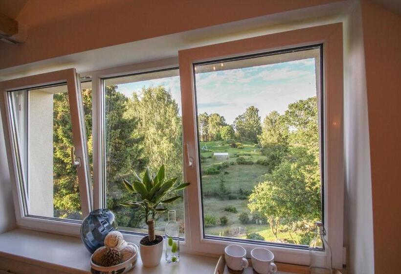 اتاق لوکس, Ligatne Homestay