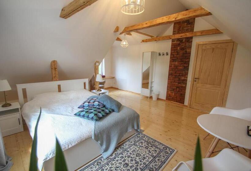 اتاق لوکس چهار تخته, Ligatne Homestay