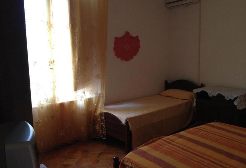 Номер Стандарт, Agriturismo La Calabrisella
