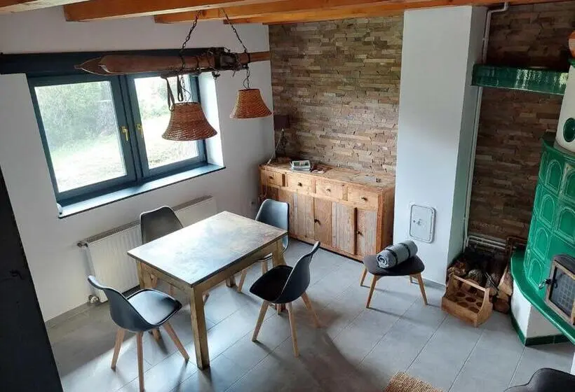 １ベッドルームアパートメント, Montem