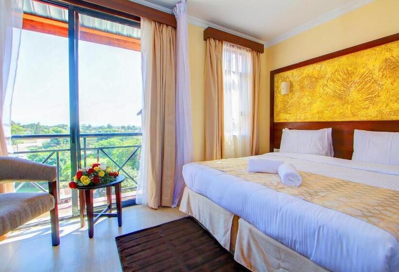 اتاق استاندارد یک نفره, Vittoria Suites