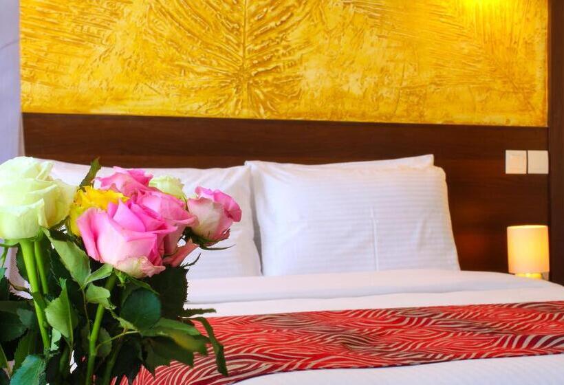 اتاق استاندارد یک نفره, Vittoria Suites