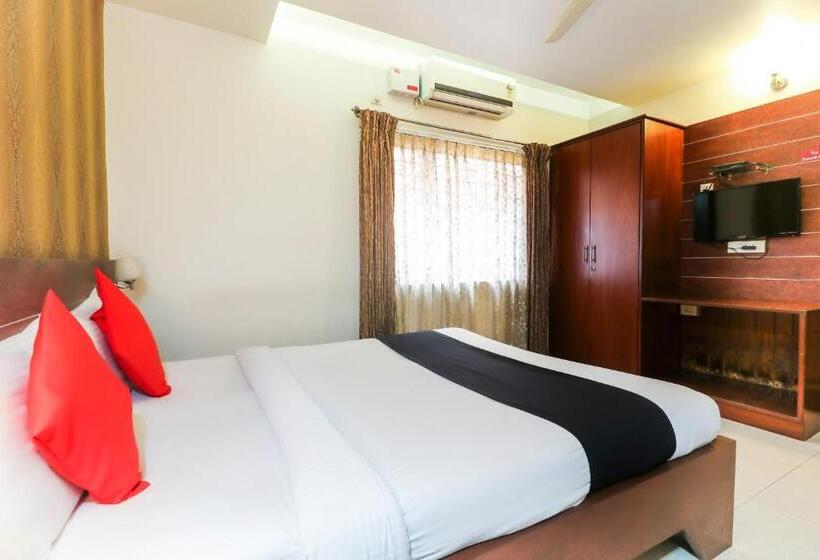 اتاق استاندارد, Oyo Hotel Status Executive Room S