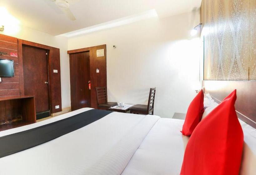 اتاق استاندارد, Oyo Hotel Status Executive Room S