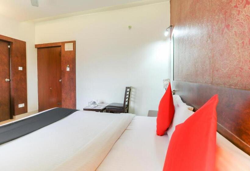 اتاق استاندارد, Oyo Hotel Status Executive Room S