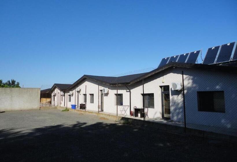 غرفة قياسية, Greenstone Land   Corbu