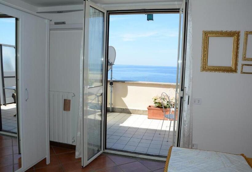 Camera Standard, B&b Huguette