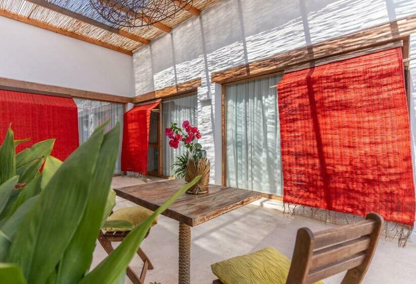 جناح, Boho Suites Denia