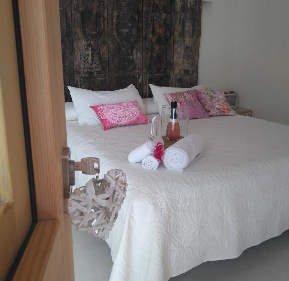 스위트, Boho Suites Denia