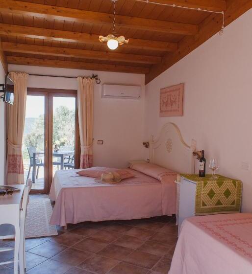 스탠다드 트리플 룸, Barbagia