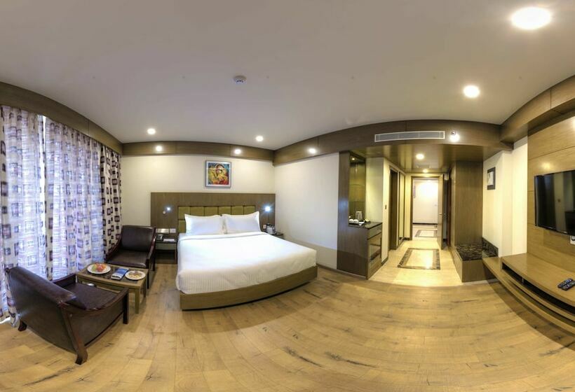 Номер Executive, Benzz Park Vellore