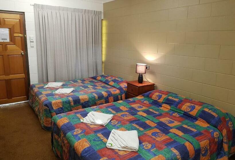 חדר דלוקס, Commercial