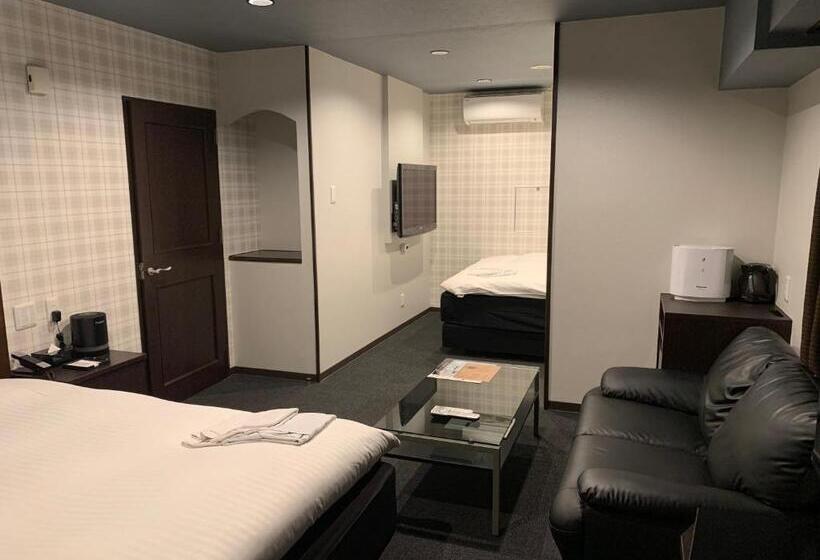 デラックスルーム, Nagoyaeki Access