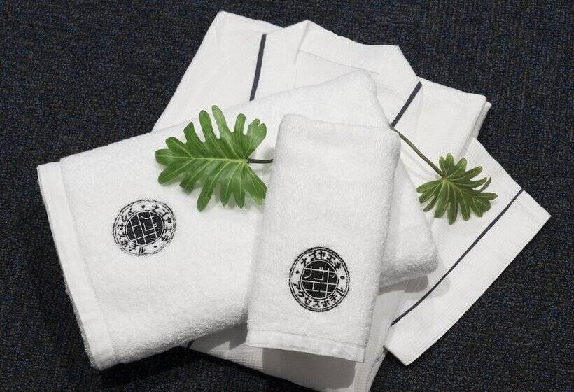 デラックスルーム, Nagoyaeki Access