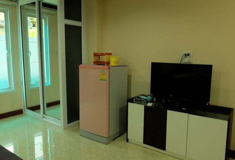 디럭스 트리플 룸, Tree House Chachoengsao