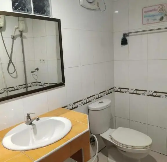 اتاق لوکس چهار تخته, Tree House Chachoengsao