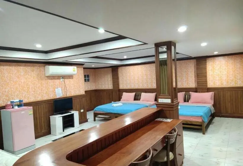 اتاق لوکس خانوادگی, Tree House Chachoengsao