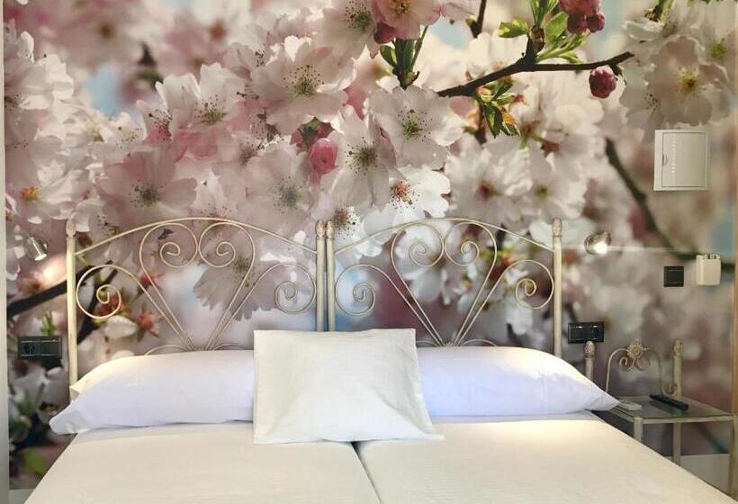 Номер Стандарт с Балконом, Salamandra Plaza