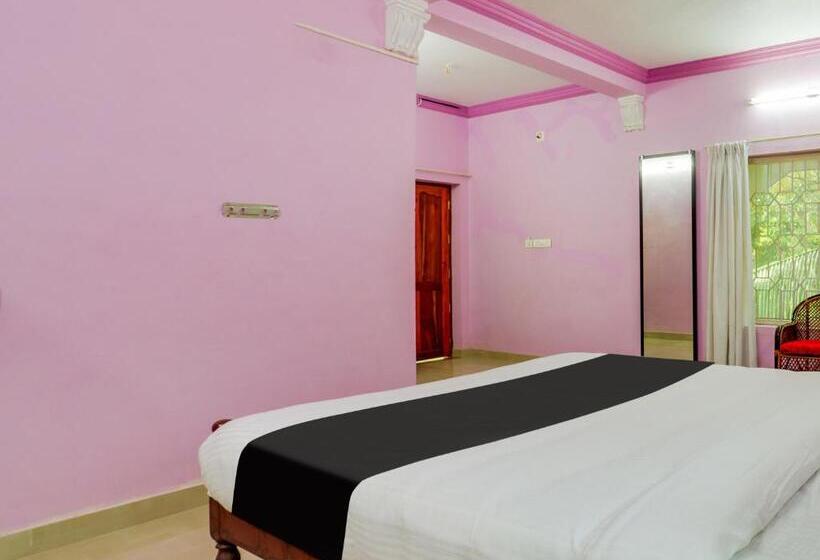 חדר קלאסי לשלושה, O Kayalkara Villa By Lefort