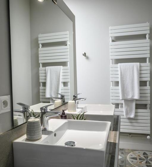 اتاق سوپریور, Clos 1906