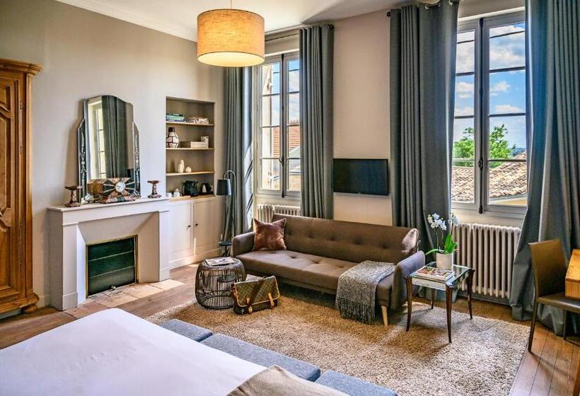 سوییت جونیور, Clos 1906