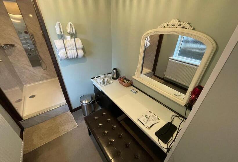 חדר דלוקס, Heathwood