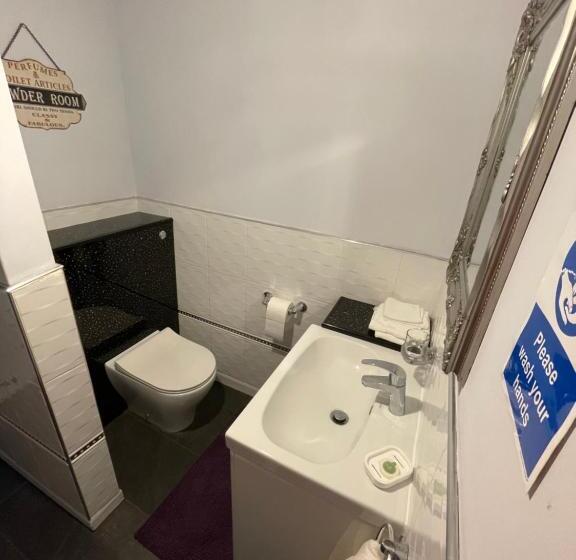 חדר דלוקס, Heathwood