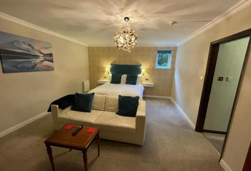 מיטת קינג בסוויטה, Heathwood