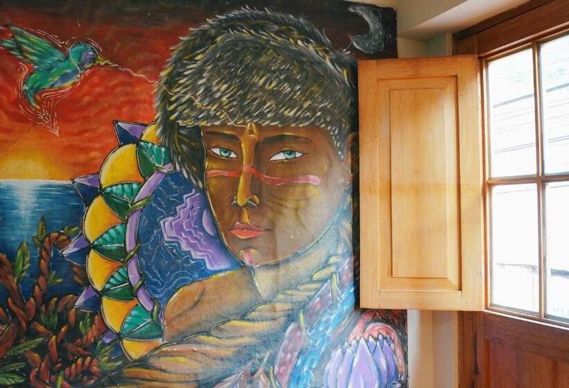 Aile Odası, Nafis Casona Apu Linli Pisac