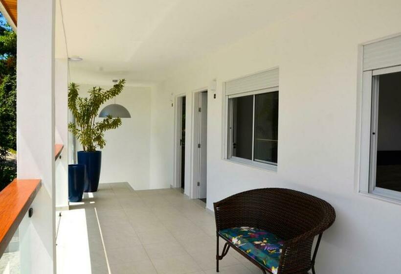 Номер Deluxe, Bertell Inn