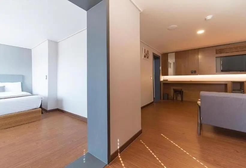 Suite Familiar, El