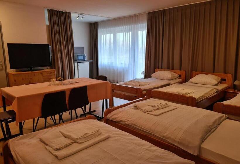 חדר משפחתי, Gästehaus Haßloch/pfalz