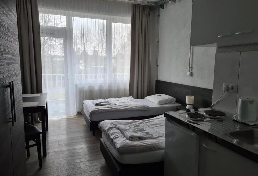 חדר דלוקס עם מרפסת, Gästehaus Haßloch/pfalz