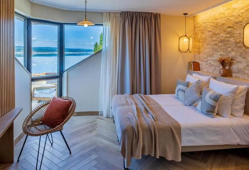 オーシャンビューデラックスルーム, Les Terrasses Du Lac