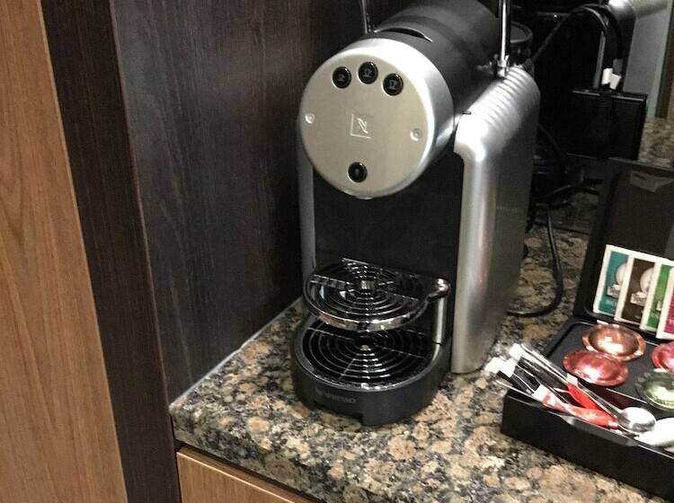 غرفة قياسية, Levell