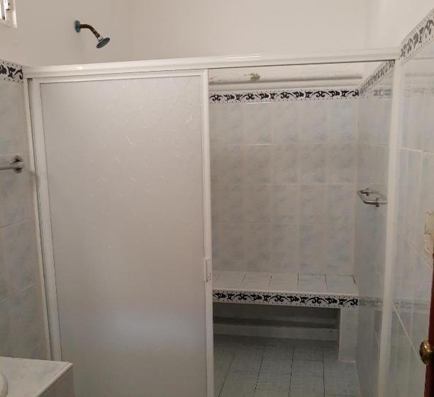 اتاق استاندارد سه نفره, Posada Escarcega