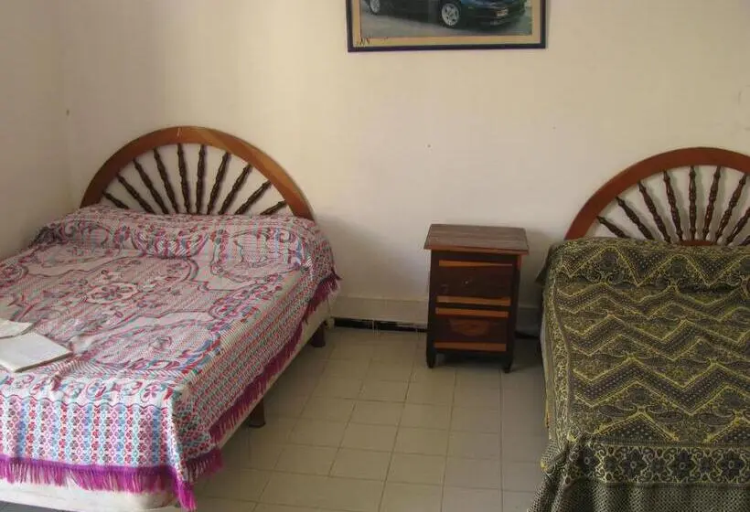 Standard Kolmen Hengen Huone, Posada Escarcega