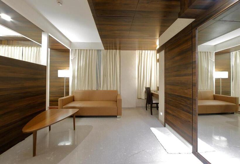 Junior Suite, Silver Heights