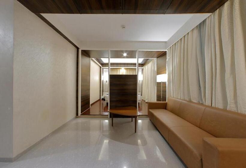 Junior Suite, Silver Heights