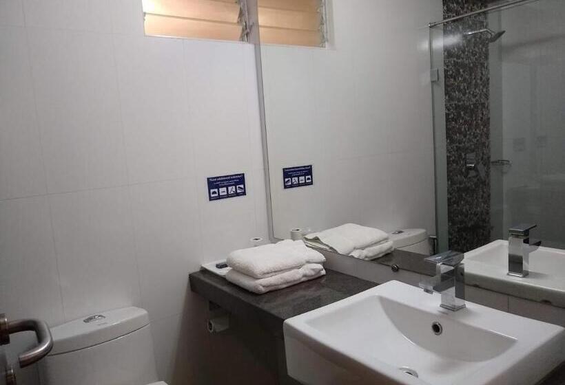 Quarto Estandar, The Sentosa