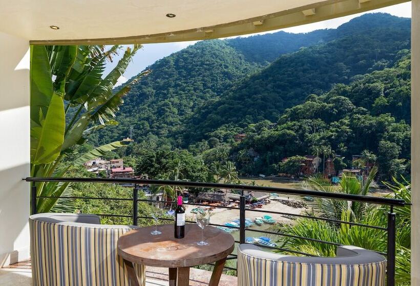 Standardrum, Villa Armonia Luxury Suites